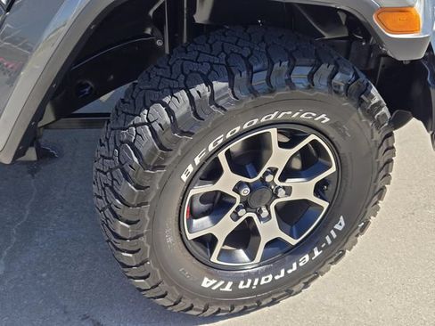 Used 2021 Jeep Wrangler Unlimited Rubicon w/ Safety Group AWD/4WD image 7