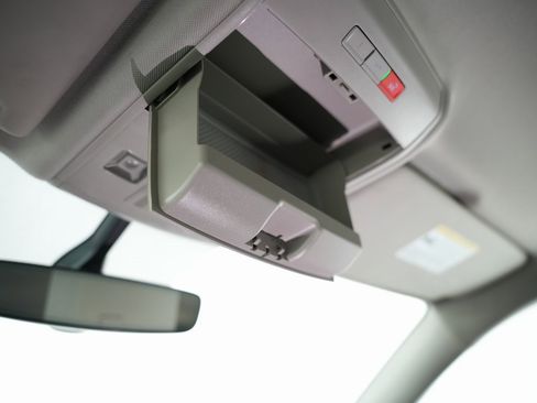 Used 2022 Volkswagen Atlas SE image 56