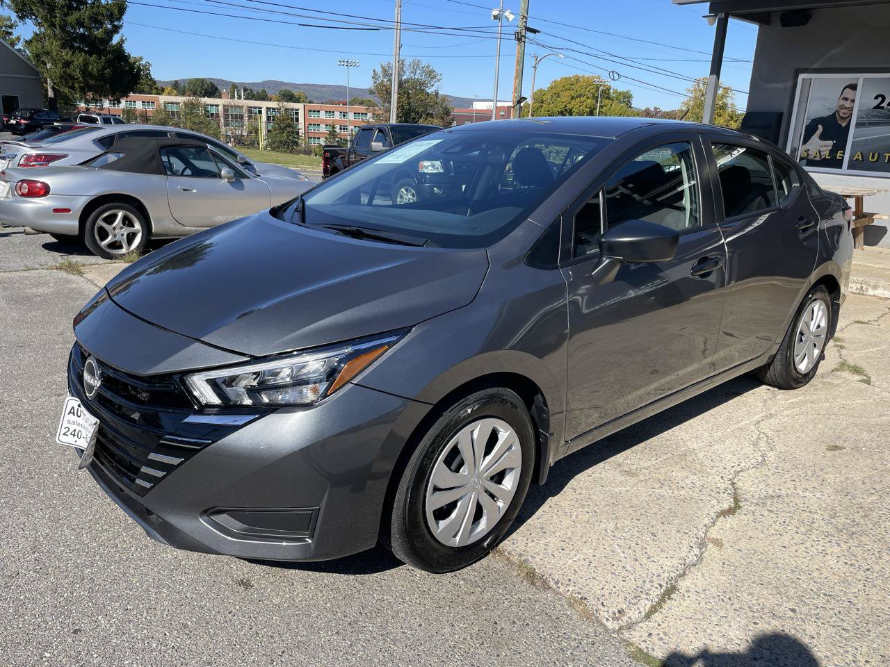 Used 2025 Nissan Versa S w/ Trunk Package FWD image 6