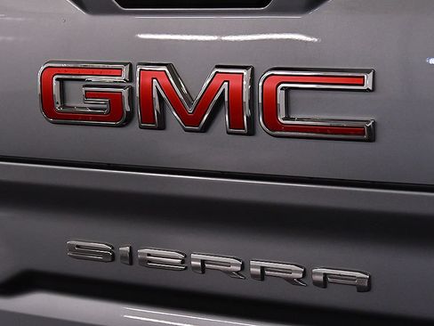Used 2024 GMC Sierra 1500 Elevation AWD/4WD image 15