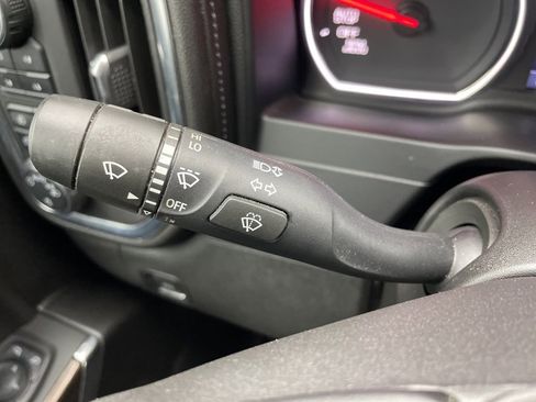 Used 2020 Chevrolet Silverado 1500 LT Trail Boss image 28