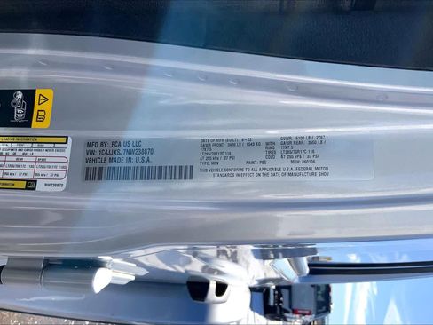 Used 2022 Jeep Wrangler Unlimited Rubicon image 37