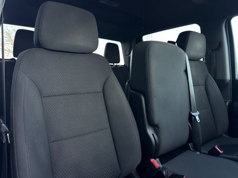 Used 2021 Chevrolet Silverado 2500 Custom w/ Custom Value Package image 15