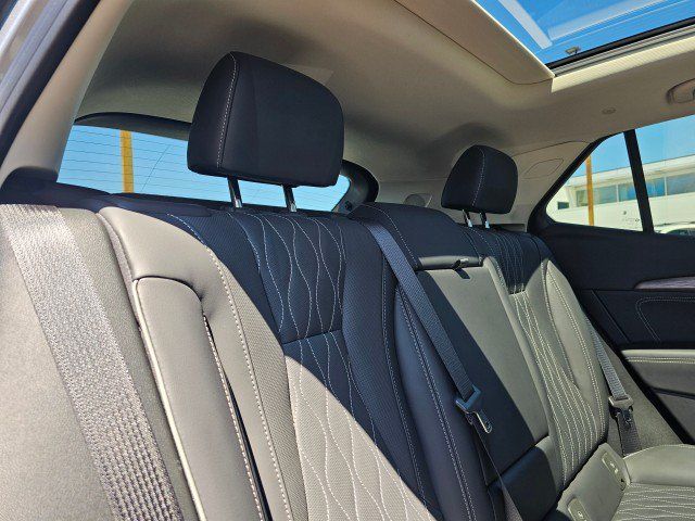 Used 2023 Buick Envision Avenir AWD/4WD image 14