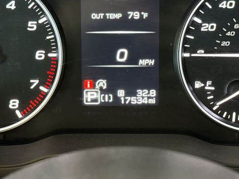 Used 2025 Subaru Forester Premium AWD/4WD image 28