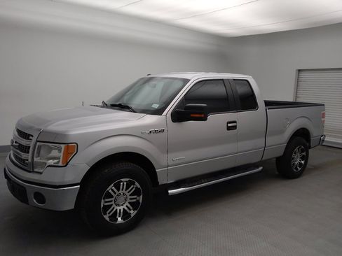 Used 2014 Ford F150 XLT w/ Equipment Group 302A Luxury image 2