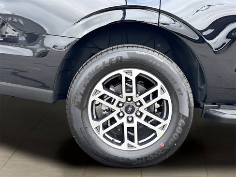 New 2025 Ford Expedition Active image 44