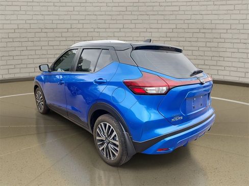 Used 2024 Nissan Kicks SV image 6