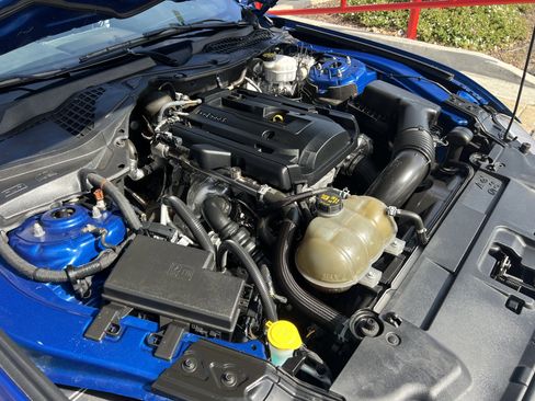 Used 2018 Ford Mustang Coupe image 31