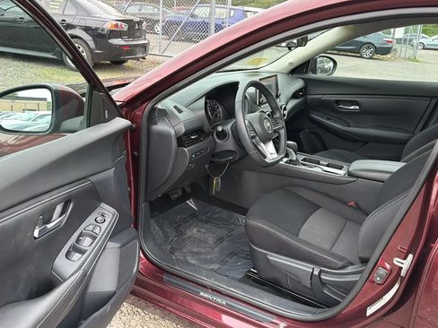 Used 2021 Nissan Sentra SV FWD image 23