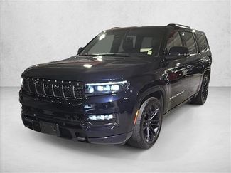 Used 2022 Jeep Grand Wagoneer Series II AWD/4WD video 1