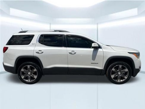 Used 2019 GMC Acadia SLT w/ LPO, Floor Liner Package FWD image 5