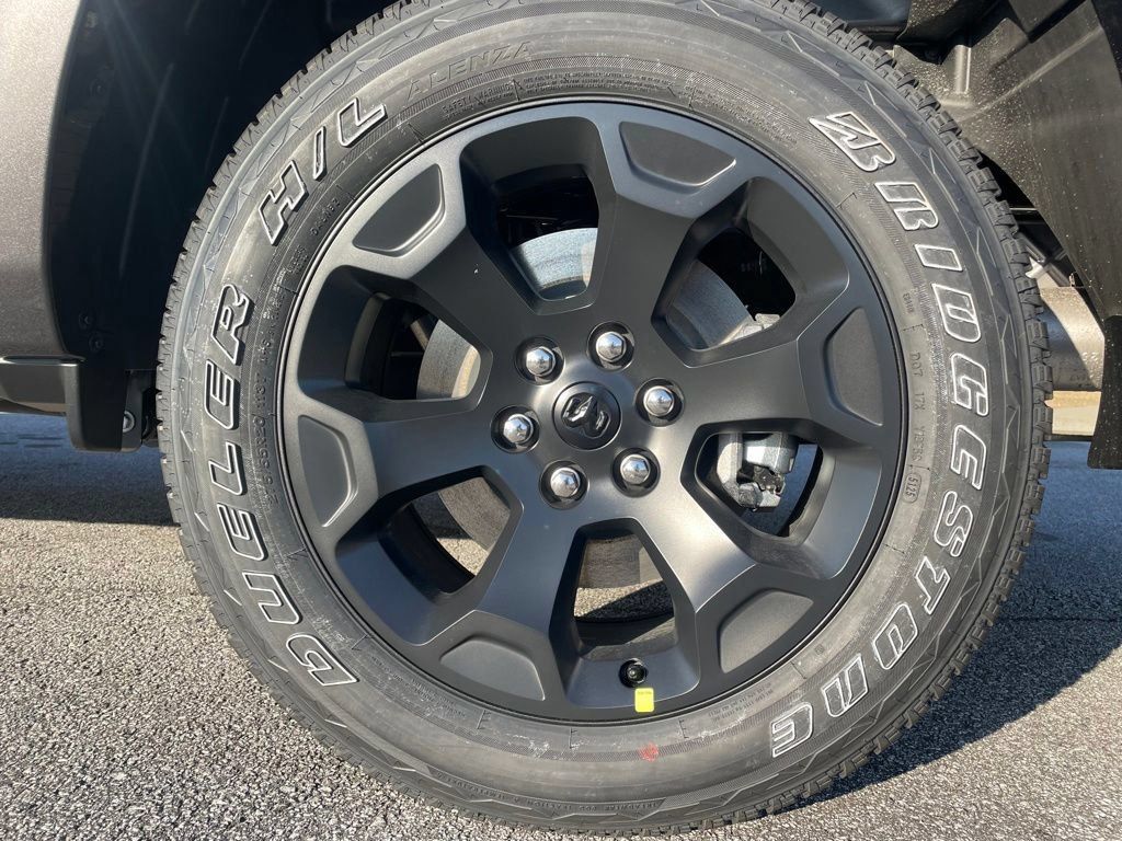 New 2026 RAM 1500 Big Horn AWD/4WD image 9