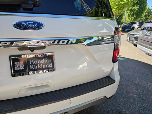 Used 2020 Ford Expedition Max Limited AWD/4WD image 18