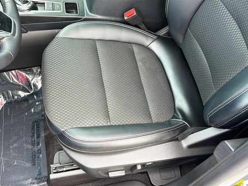 Used 2024 Ford Escape SE FWD image 19
