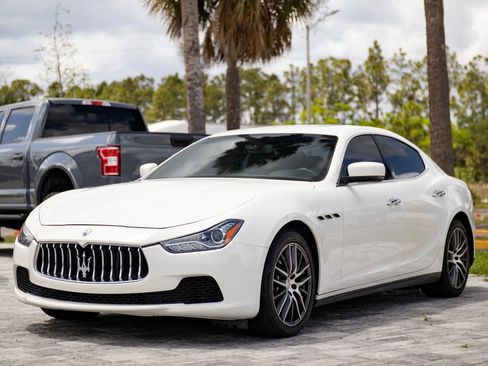 Used 2014 Maserati Ghibli S Q4 AWD/4WD image 8