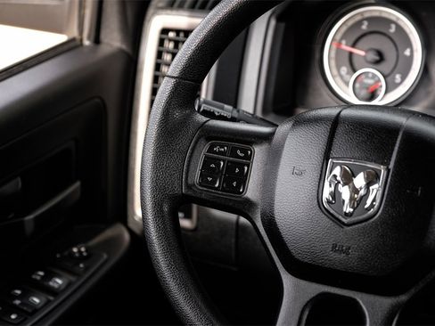 Used 2018 RAM 2500 Tradesman w/ Chrome Appearance Group image 13