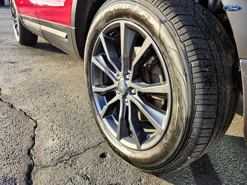 Used 2017 Ford Explorer XLT w/ Equipment Group 202A image 37