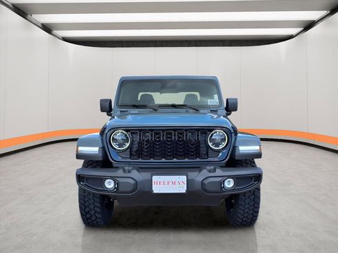 New 2025 Jeep Gladiator Willys image 2