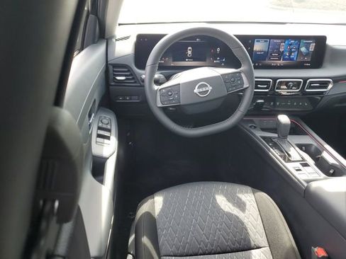 New 2026 Nissan Sentra SV w/ SV Convenience Package FWD image 14