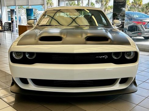 Used 2022 Dodge Challenger SRT Hellcat Redeye image 2