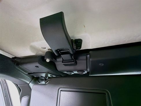 Used 2024 Jeep Wrangler Unlimited Sahara image 15