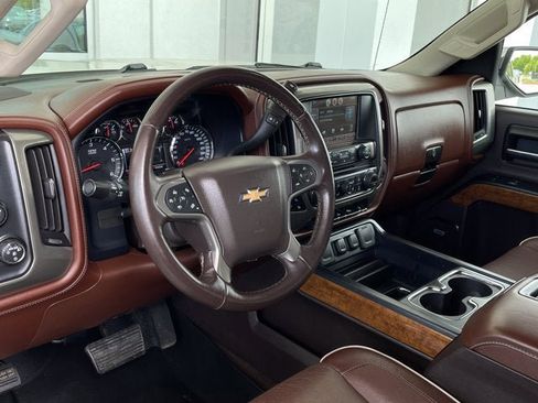 Used 2014 Chevrolet Silverado 1500 High Country w/ High Country Premium Package AWD/4WD image 12