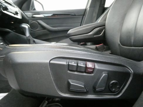 Used 2018 BMW X1 xDrive28i image 6