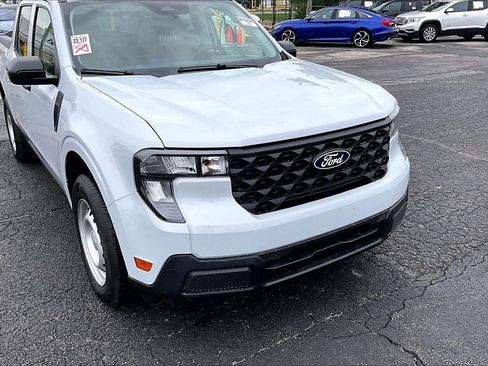 Used 2025 Ford Maverick XL w/ Equipment Group 102A AWD/4WD image 3