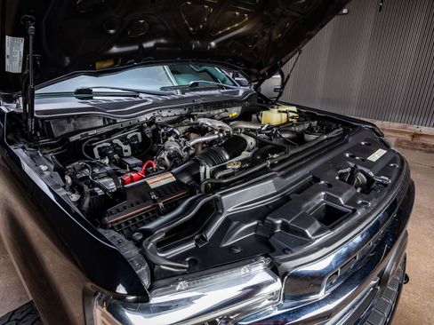 Used 2022 Ford F250 Lariat w/ Lariat Ultimate Package image 40