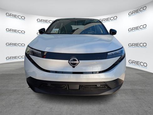 New 2026 Nissan Leaf SV+ w/ Floor Mat Package (SV+) FWD image 2