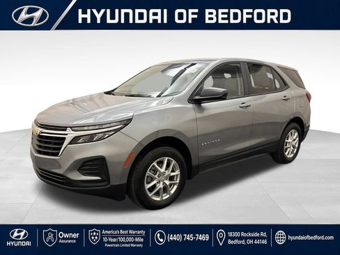 Used 2023 Chevrolet Equinox LS AWD/4WD image 1