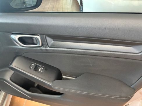 Used 2023 Honda Civic Sport image 24