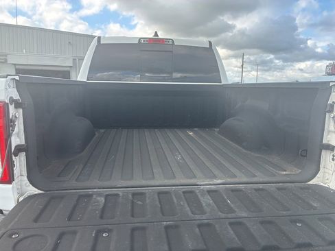 Used 2019 RAM 1500 Big Horn AWD/4WD image 22