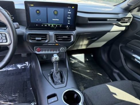 Used 2024 Ford Mustang Coupe RWD image 18