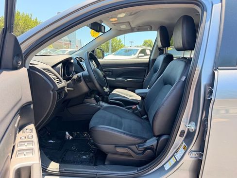 Used 2024 Mitsubishi Outlander Sport SE AWD/4WD image 24