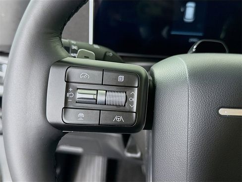 Certified 2025 Hyundai Santa Fe SEL image 22