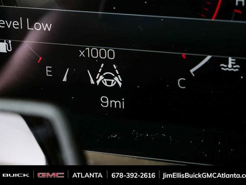 New 2026 GMC Yukon Denali image 12