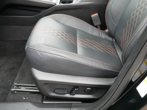 Used 2023 Mitsubishi Outlander SEL image 20