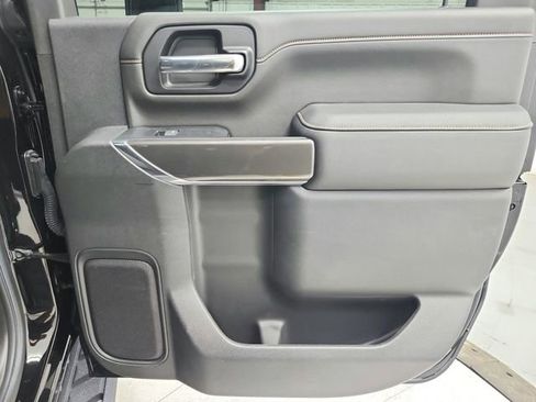 Used 2022 GMC Sierra 2500 AT4 w/ AT4 Preferred Package AWD/4WD image 45