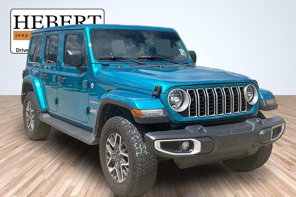 Used 2024 Jeep Wrangler Unlimited Sahara w/ Safety Group AWD/4WD image 2
