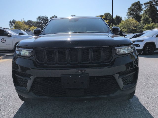 Certified 2023 Jeep Grand Cherokee Altitude AWD/4WD image 8