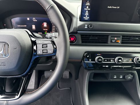 New 2026 Honda Pilot Sport image 18