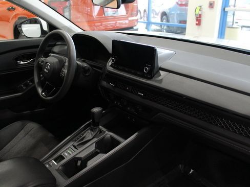 Certified 2023 Honda Accord EX image 23