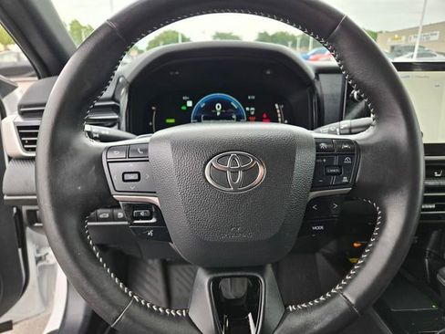 Certified 2025 Toyota Camry SE w/ Multimedia Upgrade Package FWD image 24