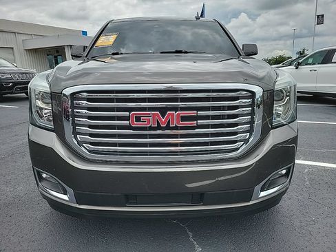 Used 2020 GMC Yukon SLT w/ Premium Edition RWD image 2