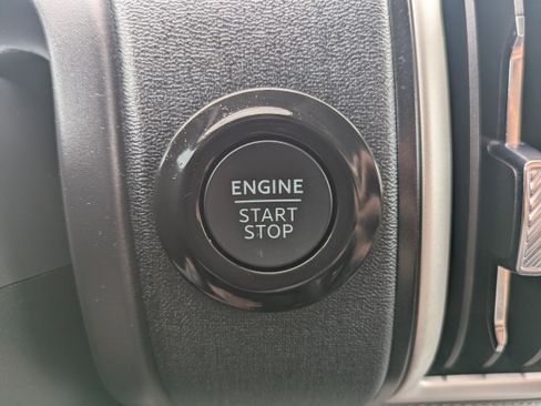 Certified 2025 Ford Expedition Active image 29