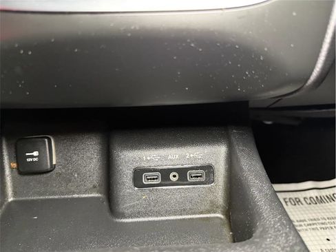 Used 2020 Dodge Durango SXT image 35