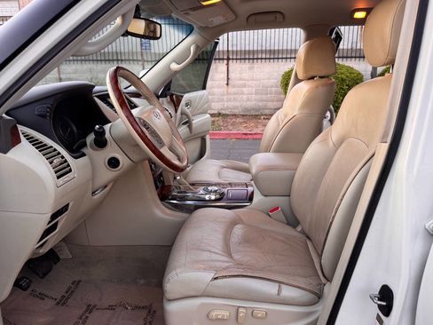 Used 2015 INFINITI QX80 2WD w/ Deluxe Technology Package image 9