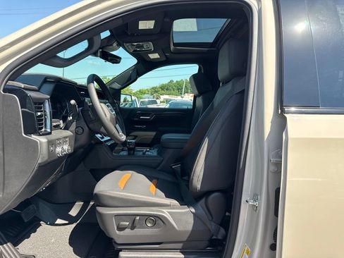 New 2026 GMC Sierra 1500 AT4 w/ AT4 Premium Package AWD/4WD image 15